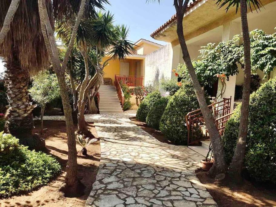 La Casa Dei Bouganville - Lo Stagnone Isole Egadi Marsala Luaran gambar